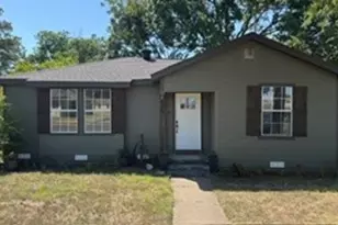 821 College St, Cleburne, TX 76033 - Photo 1