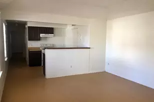 1508 N Preston St, Ennis, TX 75119 - Photo 6