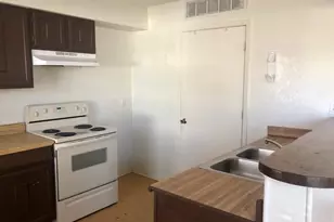 1508 N Preston St, Ennis, TX 75119 - Photo 10