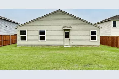 829 Eagles Nest Drive, Cleburne, TX 76031 - Photo 2
