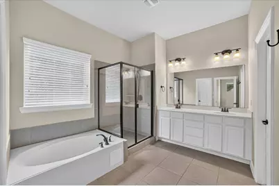 10712 Troutt Drive, McKinney, TX 75072 - Photo 16