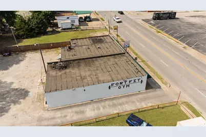 3717 McCart Avenue, Fort Worth, TX 76110 - Photo 10