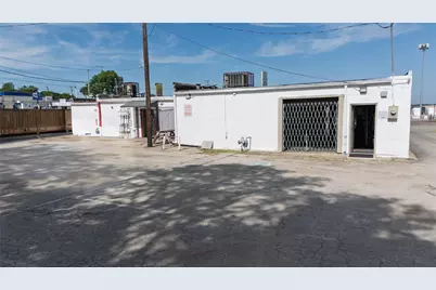 3717 McCart Avenue, Fort Worth, TX 76110 - Photo 38