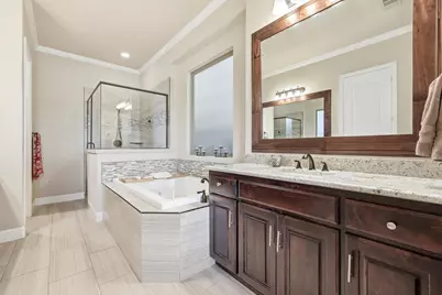 8225 Bonny Bank, The Colony, TX 75056 - Photo 16