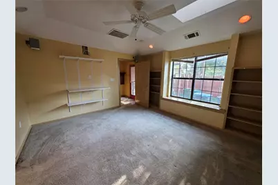 2216 Daisy Lane, Fort Worth, TX 76111 - Photo 12