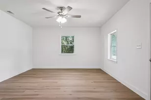 441 W Lake St, Krum, TX 76249 - Photo 6