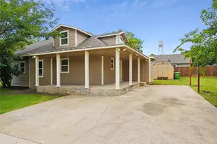 441 W Lake St, Krum, TX 76249 - Photo 34