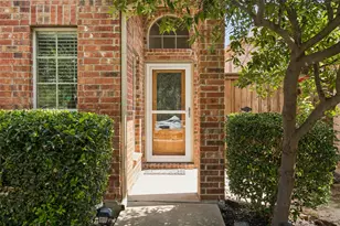 10269 Boyton Canyon Rd, Frisco, TX 75035 - Photo 2