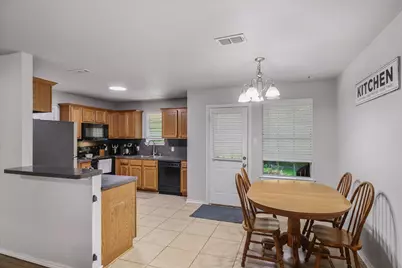 9165 Stonecreek, Tyler, TX 75703 - Photo 12