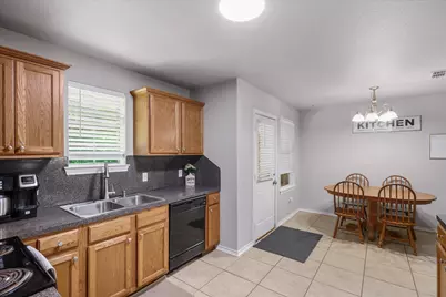 9165 Stonecreek, Tyler, TX 75703 - Photo 16