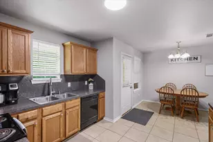 9165 Stonecreek, Tyler, TX 75703 - Photo 16