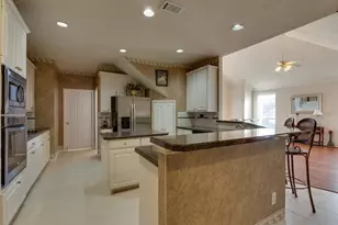 801 Steeps Ct, Euless, TX 76039 - Photo 18