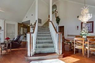 801 Steeps Ct, Euless, TX 76039 - Photo 8