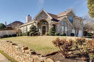 801 Steeps Ct, Euless, TX 76039 - Photo 2