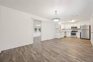 706 Goodyear St, Irving, TX 75062 - Photo 8