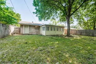 706 Goodyear St, Irving, TX 75062 - Photo 24