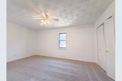 2111 Royal Oaks Drive, Irving, TX 75060 - Photo 12