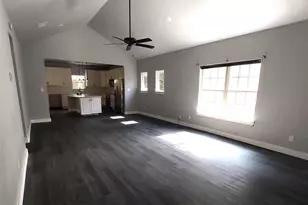 701 E Washington St, Paris, TX 75460 - Photo 4