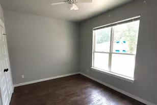 701 E Washington St, Paris, TX 75460 - Photo 10