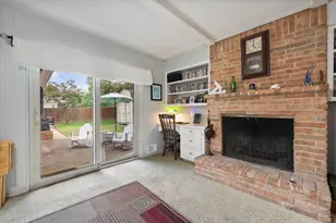 8309 Londonderry Ln, Dallas, TX 75228 - Photo 10