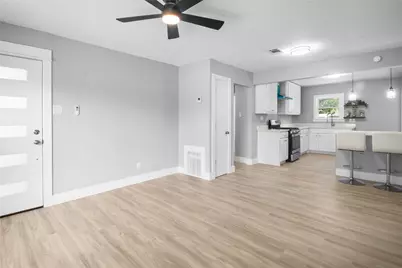 5624 S Hampshire Boulevard, Fort Worth, TX 76112 - Photo 6
