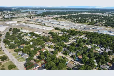 5624 S Hampshire Boulevard, Fort Worth, TX 76112 - Photo 2