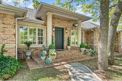3716 Oakwood Drive, Grapevine, TX 76051 - Photo 8