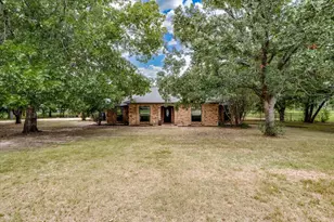 190 Robinson Rd, Combine, TX 75159 - Photo 1