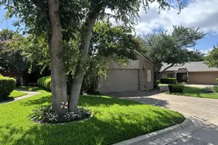 4114 Leadville Pl, Addison, TX 75001 - Photo 2