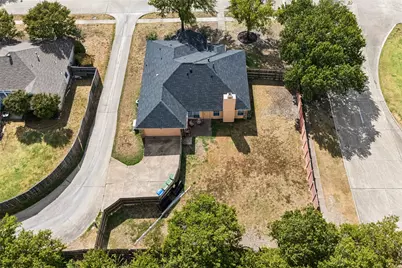 7048 Sample Drive, The Colony, TX 75056 - Photo 18