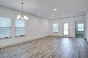 331 Oak Crk Dr, Lavon, TX 75166 - Photo 2