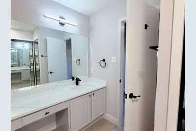 5757 Martel Avenue #B05, Dallas, TX 75206 - Photo 6
