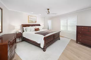 8817 Arborside Dr, Dallas, TX 75243 - Photo 14