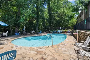 8545 Midpark Rd, Dallas, TX 75240 - Photo 12
