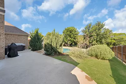 9012 Inwood Street, Benbrook, TX 76126 - Photo 36