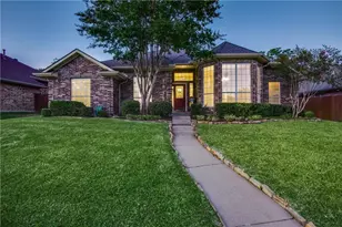 1317 Savoy Dr, Carrollton, TX 75006 - Photo 1