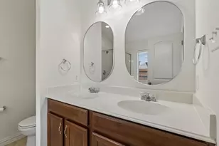 1801 Ringtail Dr, Little Elm, TX 75068 - Photo 16