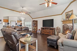 1009 Ethan Dr, Greenville, TX 75402 - Photo 16