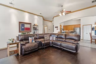 1009 Ethan Dr, Greenville, TX 75402 - Photo 14