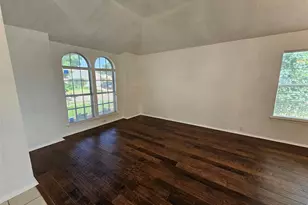1128 Marshall Dr, Euless, TX 76039 - Photo 4