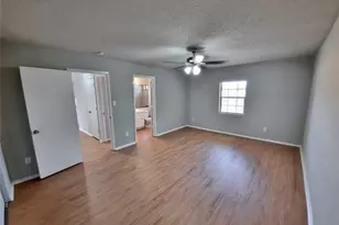 2646 Winslow Dr, Grand Prairie, TX 75052 - Photo 12