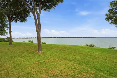 3580 Pinnacle Bay Point, Little Elm, TX 75068 - Photo 2
