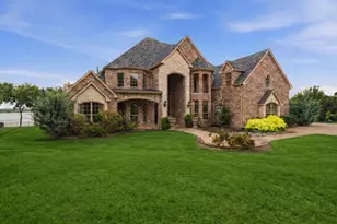 3580 Pinnacle Bay Point, Little Elm, TX 75068 - Photo 4