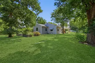 337 N 1st St, Point, TX 75472 - Photo 24