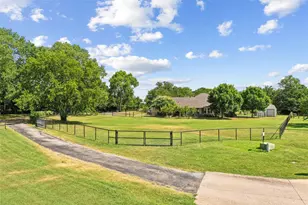 4797 Red Oak Cir, Aubrey, TX 76227 - Photo 2