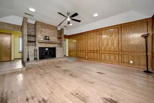 408 Chimney Hill Cir, Mansfield, TX 76063 - Photo 12