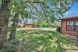 408 Chimney Hill Cir, Mansfield, TX 76063 - Photo 38
