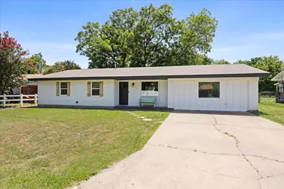 270 Barker Street, Stephenville, TX 76401 - Photo 2