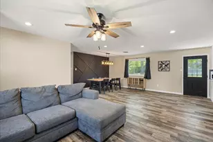 270 Barker St, Stephenville, TX 76401 - Photo 6
