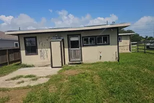 525 Jane St, Corpus Christi, TX 78418 - Photo 2